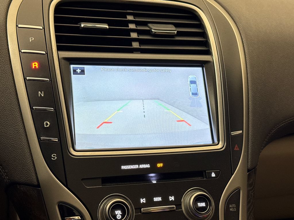 Used 2016 Lincoln MKX Reserve FWD image 24