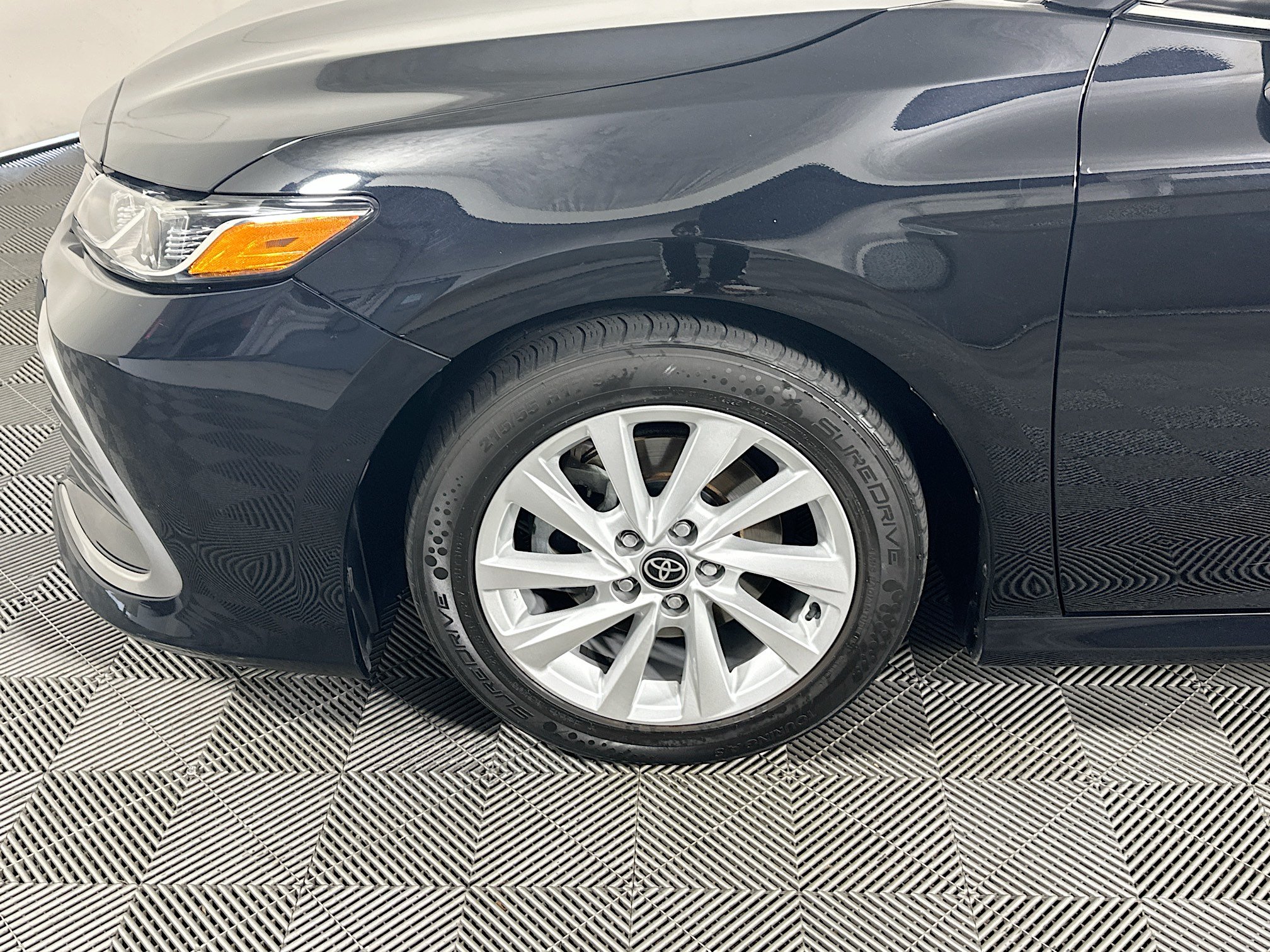 Used 2022 Toyota Camry LE FWD image 11