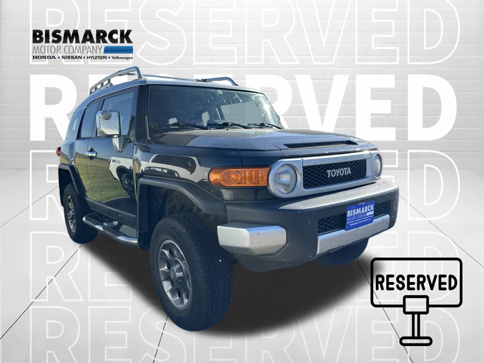 Used 2012 Toyota FJ Cruiser 4WD w/ Convenience Pkg image 2