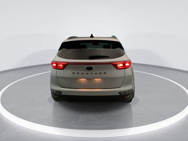 Used 2022 Kia Sportage Nightfall Edition FWD image 5