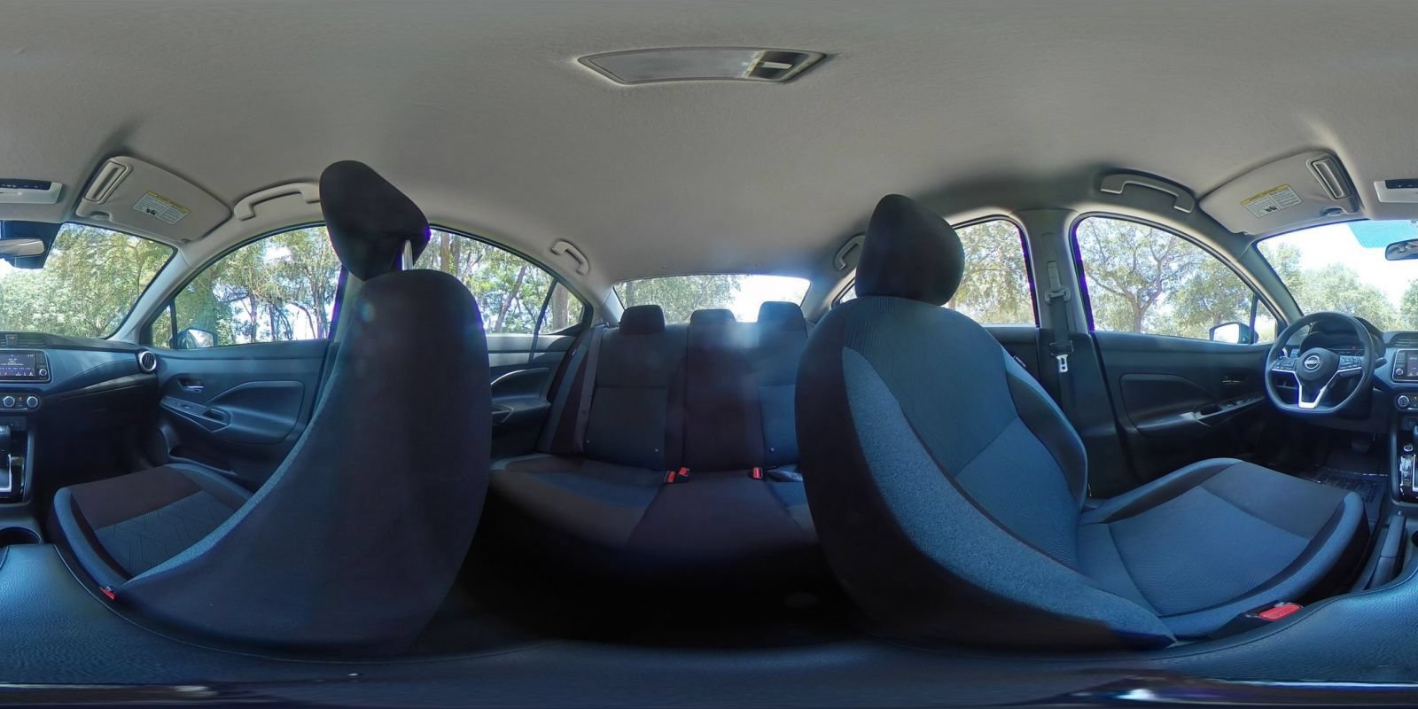 Used 2025 Nissan Versa SV FWD image 39