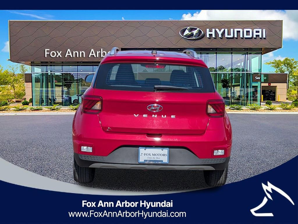 Certified 2023 Hyundai Venue Limited image 4