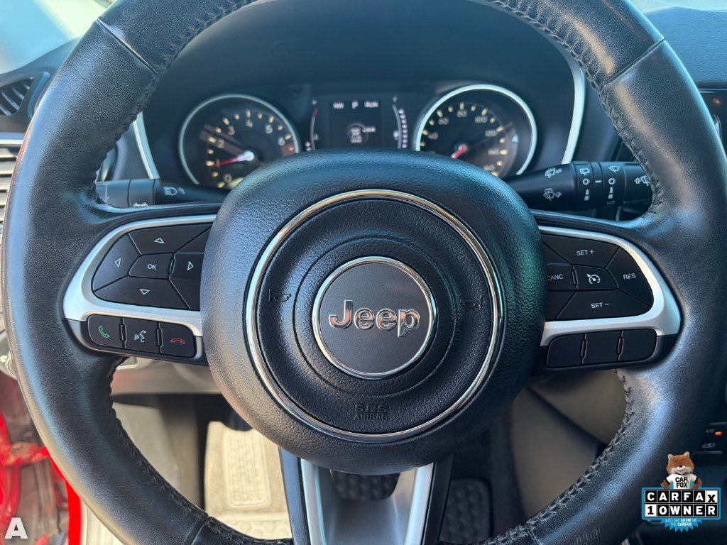Used 2019 Jeep Compass Latitude FWD image 19