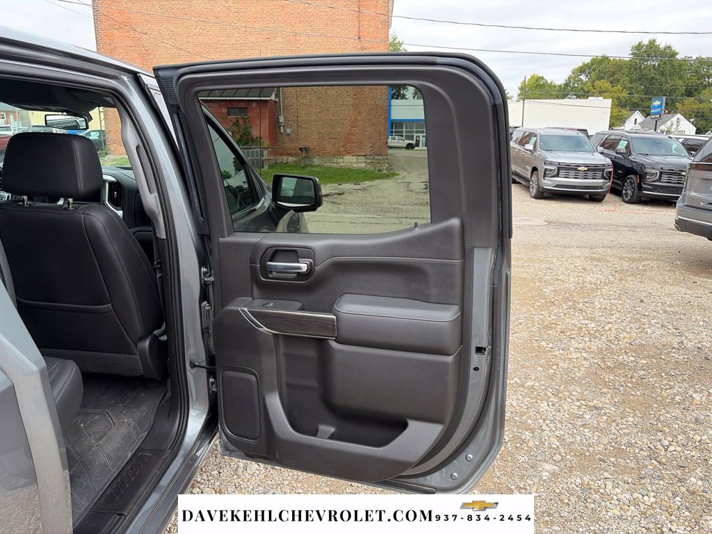 Used 2021 Chevrolet Silverado 1500 LTZ AWD/4WD image 23