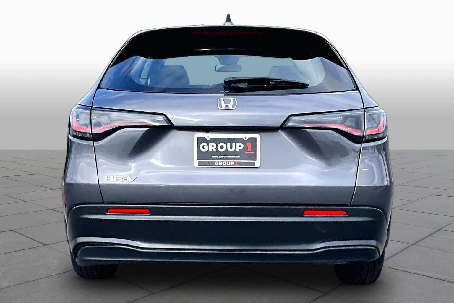 Used 2024 Honda HR-V LX image 5