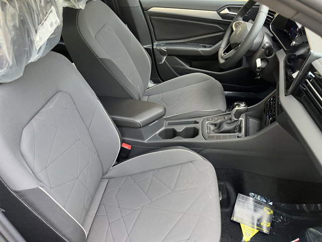 New 2026 Volkswagen Jetta Sport FWD image 4
