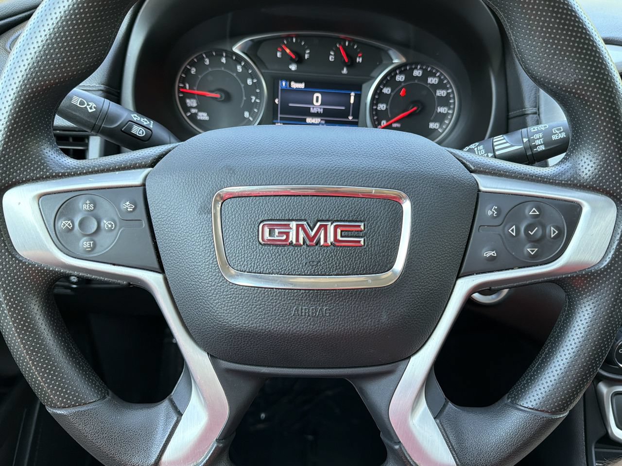 Used 2024 GMC Terrain SLE FWD image 10