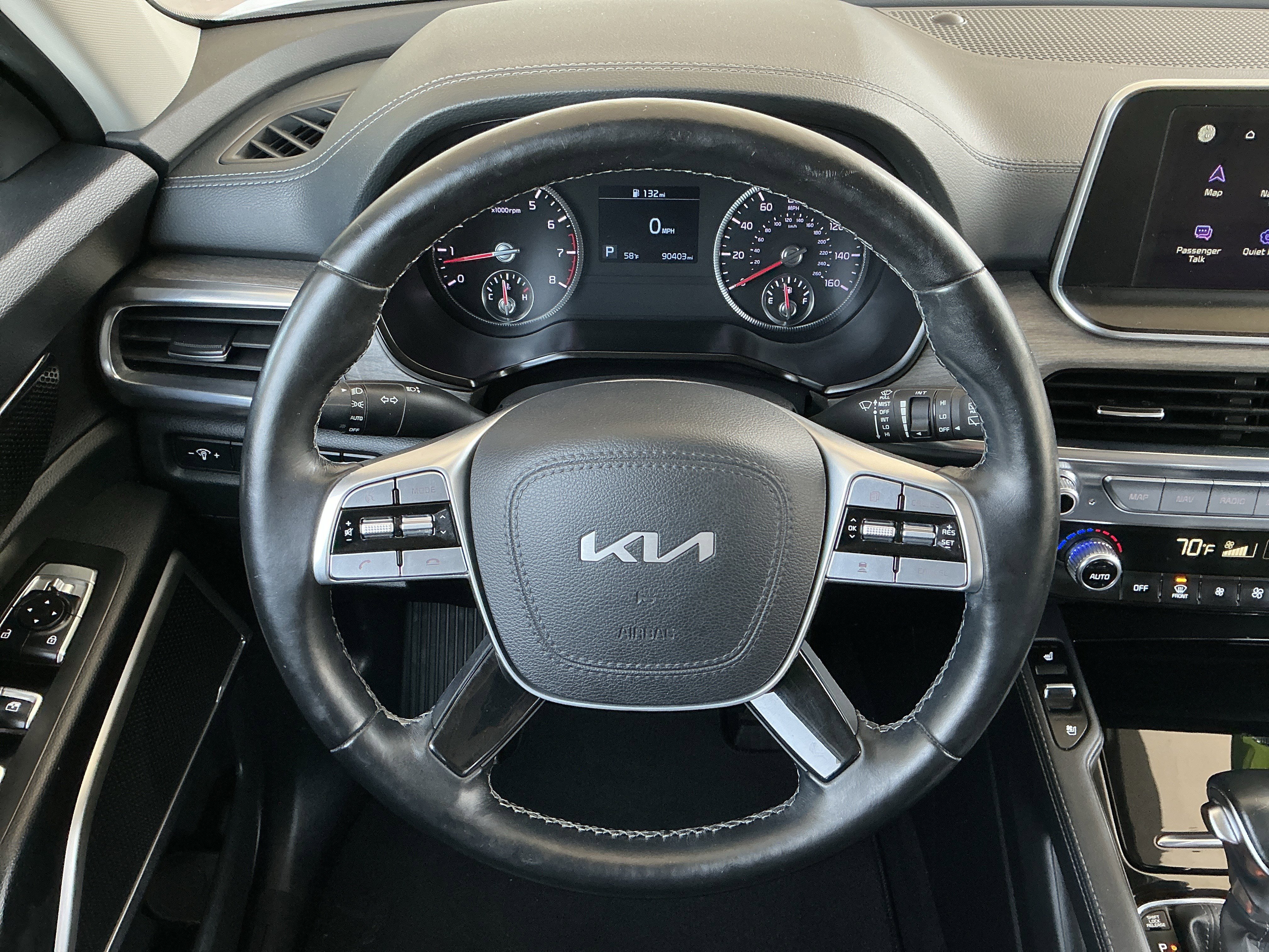 Used 2022 Kia Telluride EX w/ EX Premium Package image 5