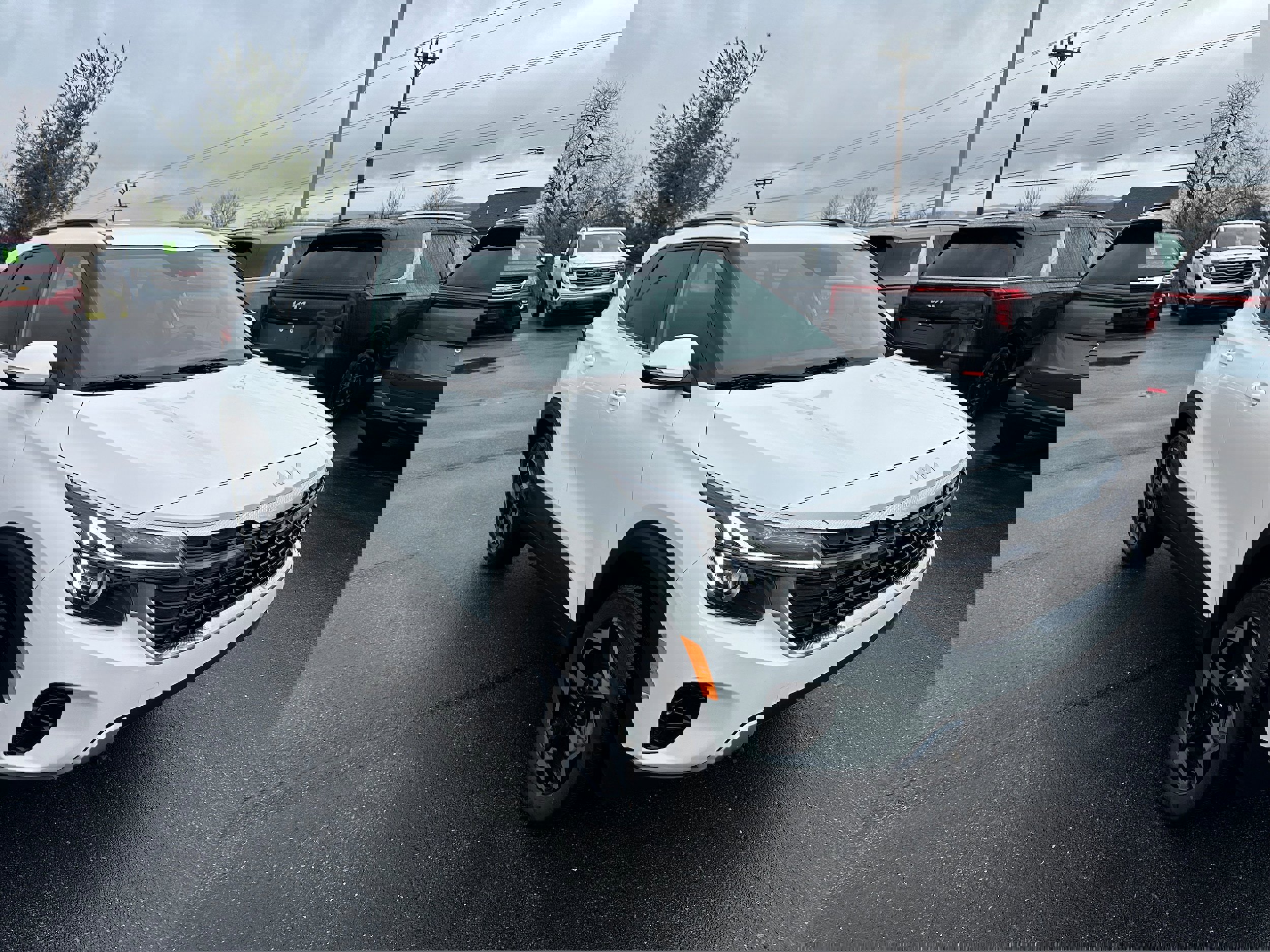 Used 2024 Kia Seltos EX image 3