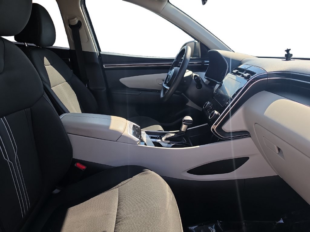 Certified 2023 Hyundai Tucson SEL AWD/4WD image 17