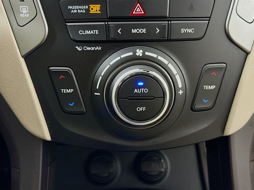 Used 2018 Hyundai Santa Fe Sport w/ 2.4L Value Package 02 AWD/4WD image 18