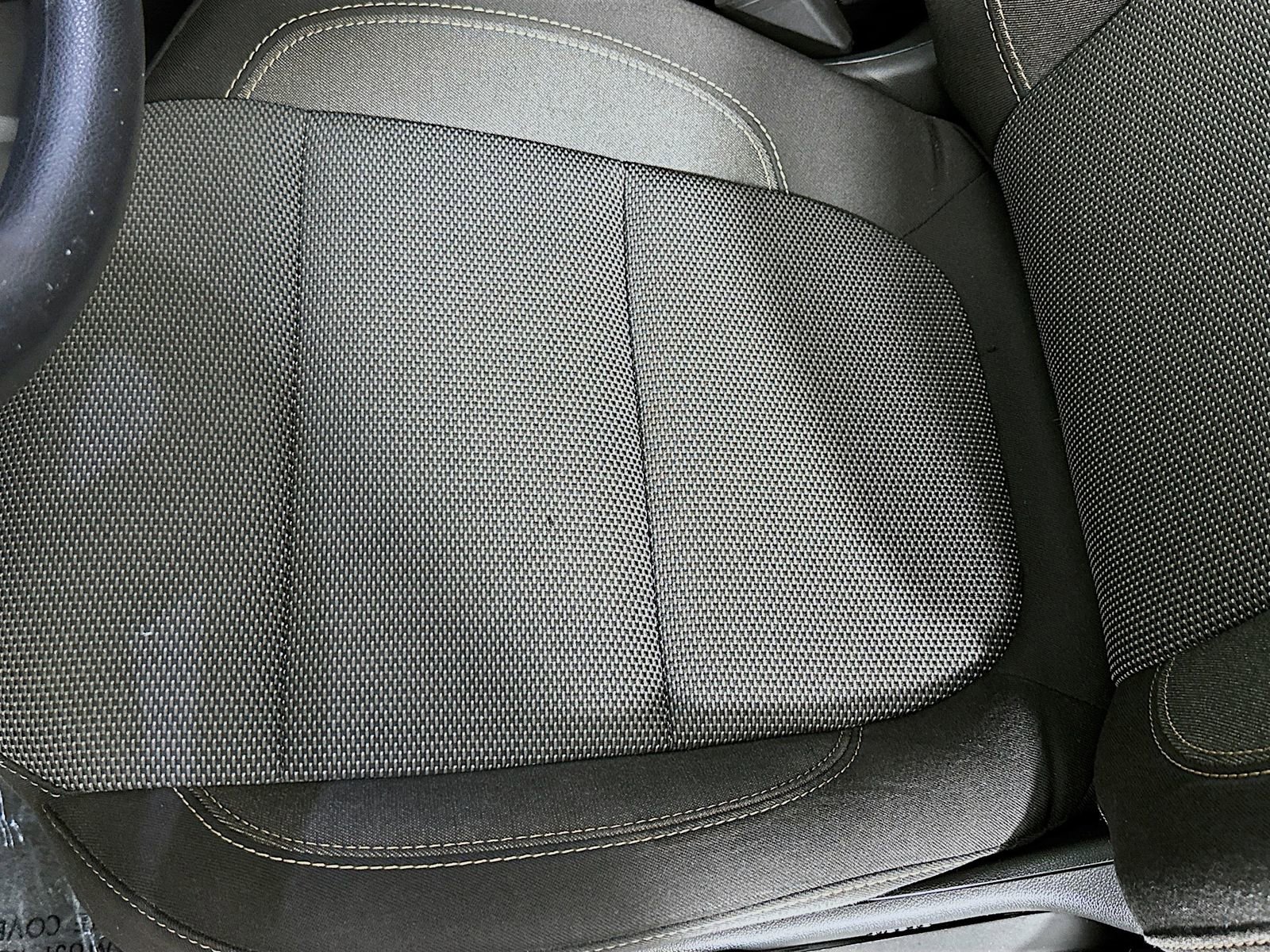 Used 2020 Chevrolet Traverse LS image 19