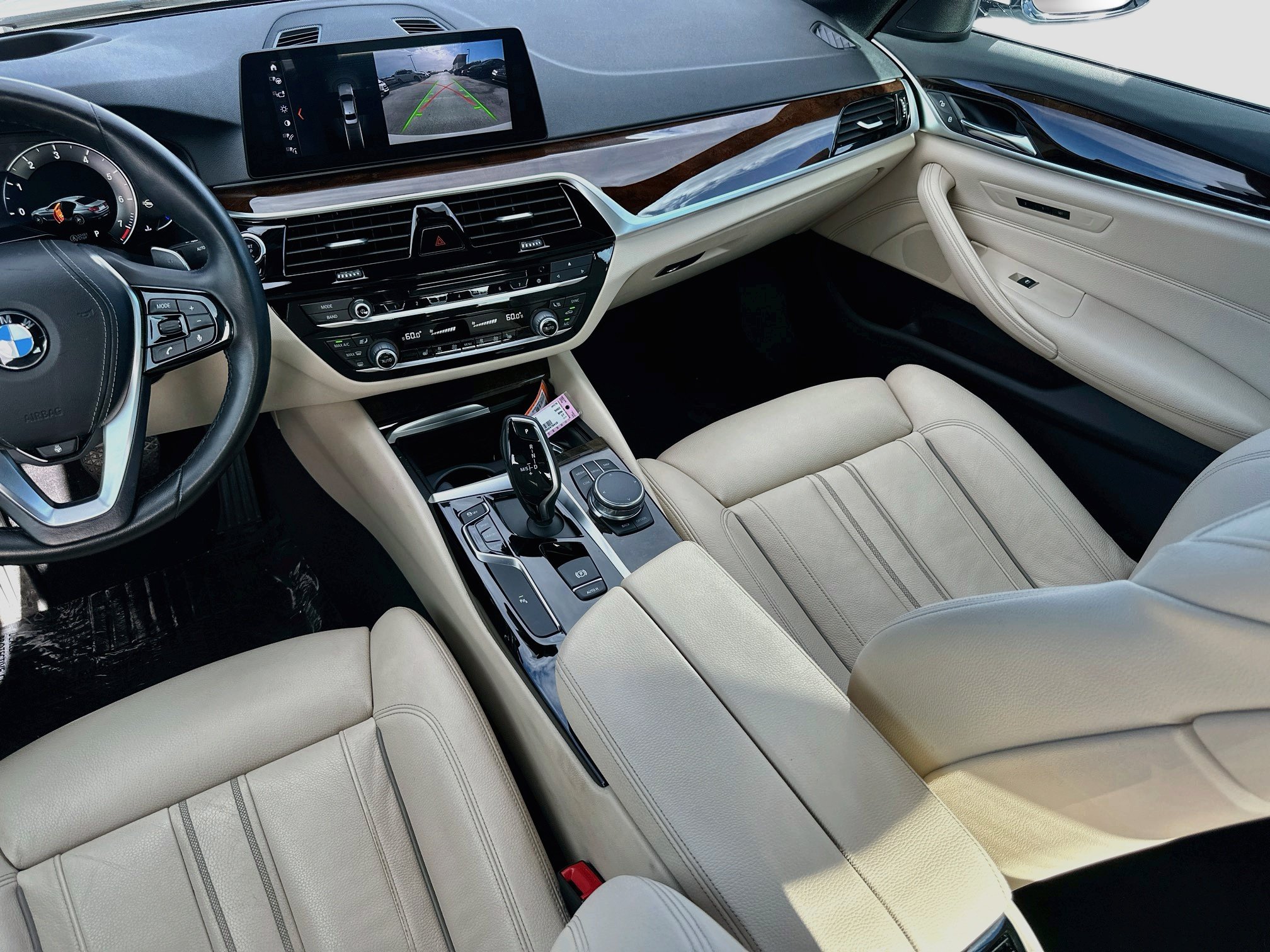 Used 2017 BMW 540i RWD image 24