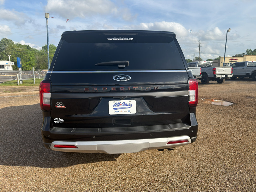 Used 2022 Ford Expedition Timberline image 4