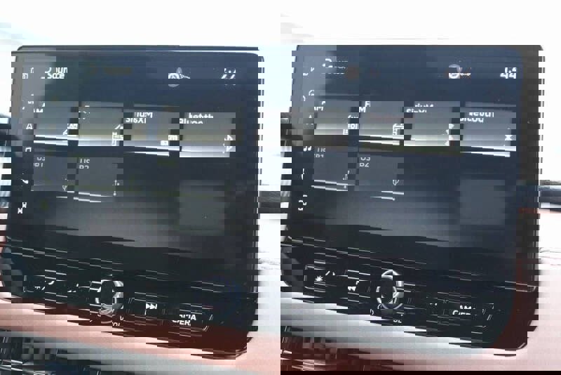 New 2025 Mitsubishi Outlander SEL image 14