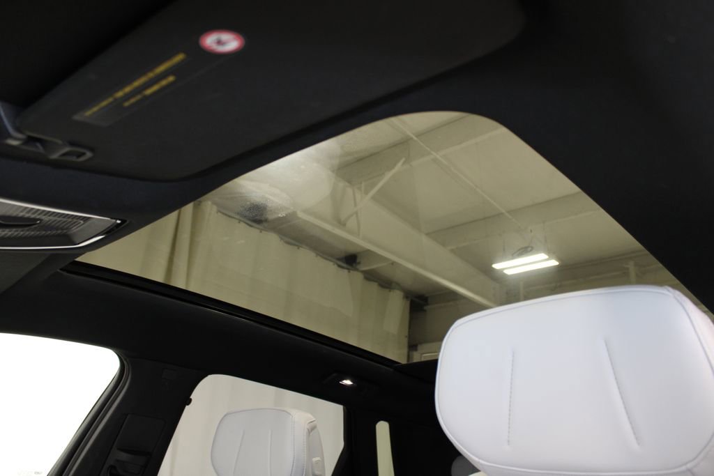 Used 2024 Cadillac Lyriq Luxury image 52