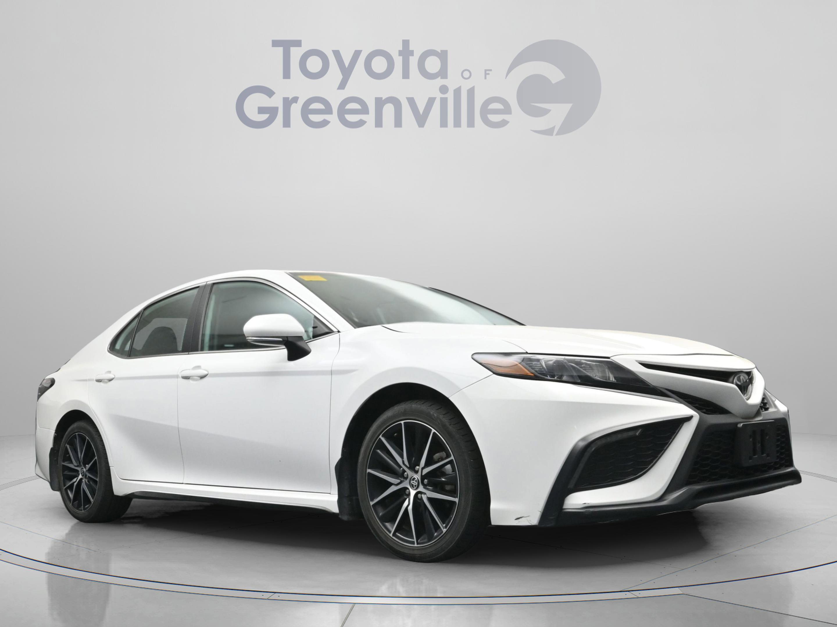 Certified 2024 Toyota Camry SE FWD image 19