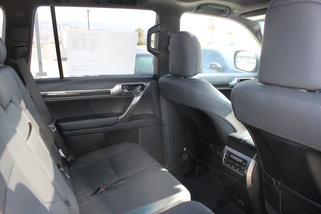 Certified 2023 Lexus GX 460 Premium w/ Premium Package AWD/4WD image 7