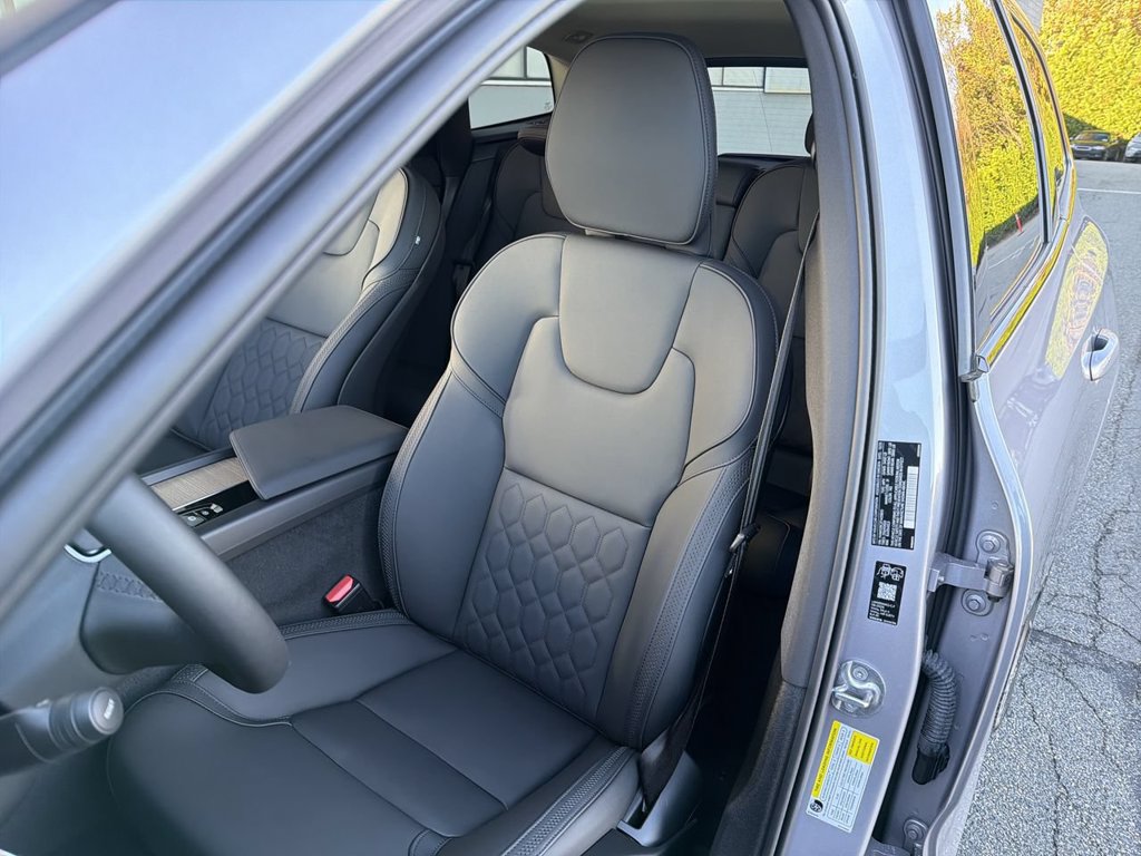 New 2026 Volvo XC60 B5 Plus w/ Climate Package AWD/4WD image 15