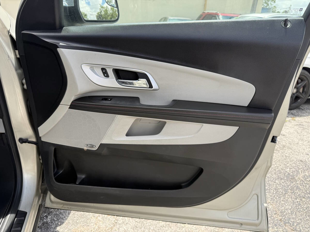 Used 2013 Chevrolet Equinox LTZ FWD image 27