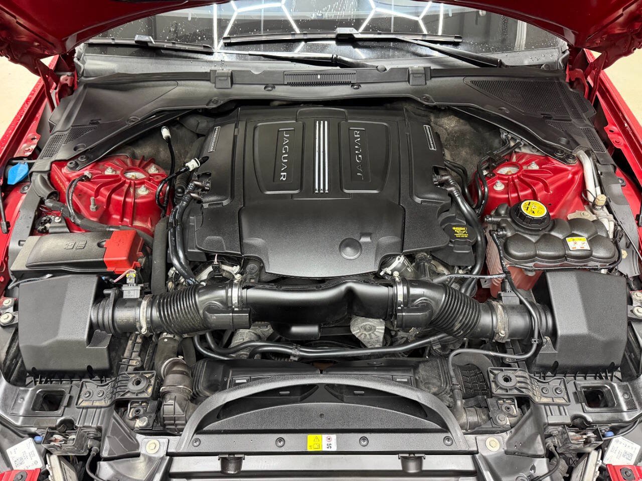 Used 2017 Jaguar XE R-Sport AWD/4WD image 7