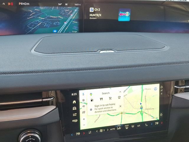New 2025 Lincoln Navigator Reserve w/ Jet Appearance Package AWD/4WD image 8