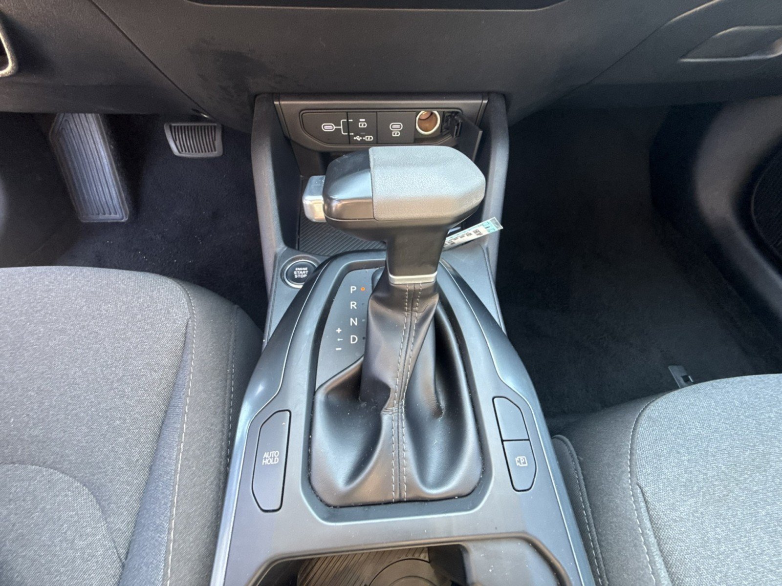 Used 2025 Kia K4 FWD image 14