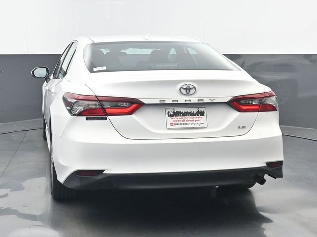 Used 2021 Toyota Camry LE image 20