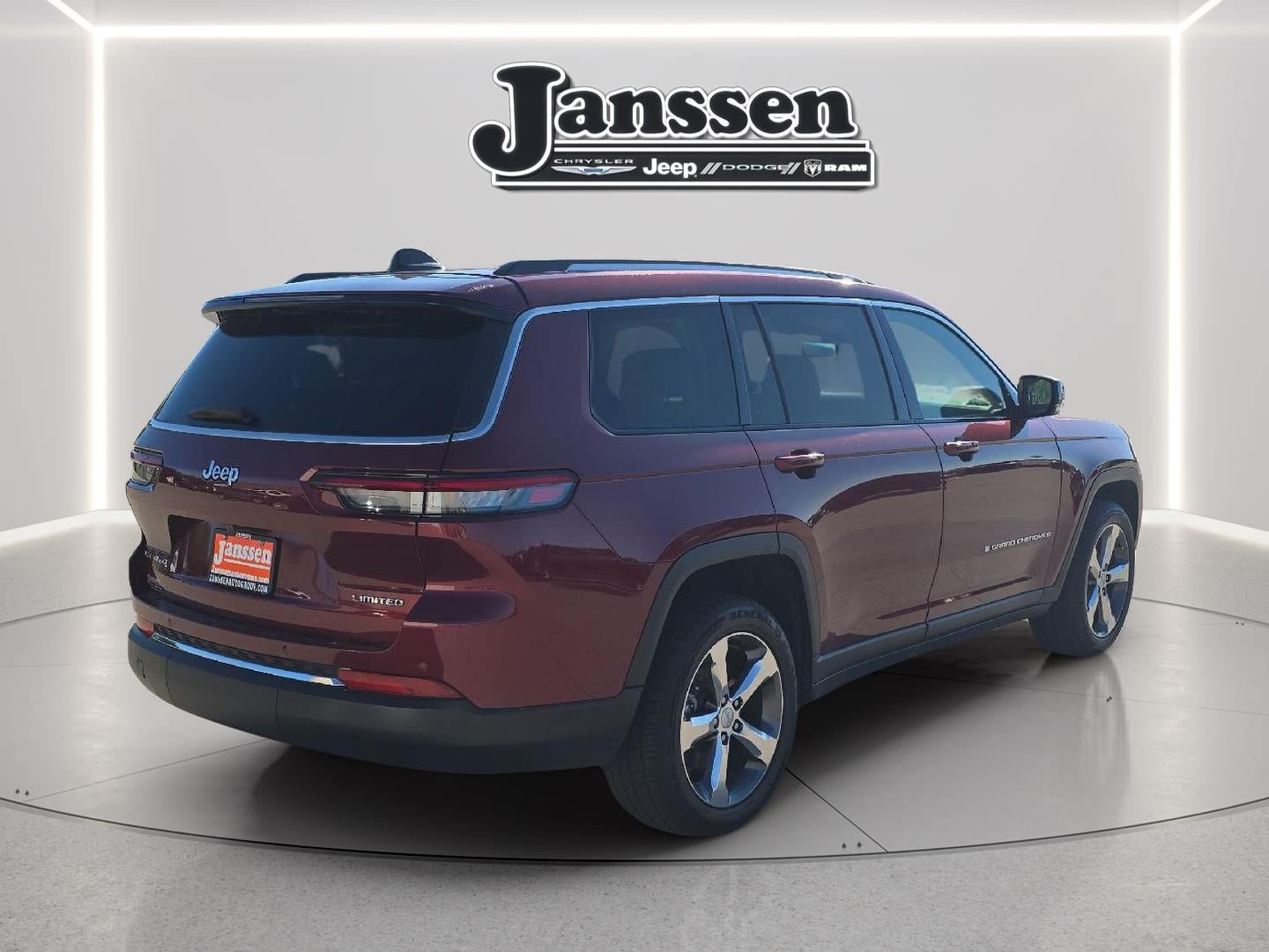 Used 2021 Jeep Grand Cherokee L Limited AWD/4WD image 5