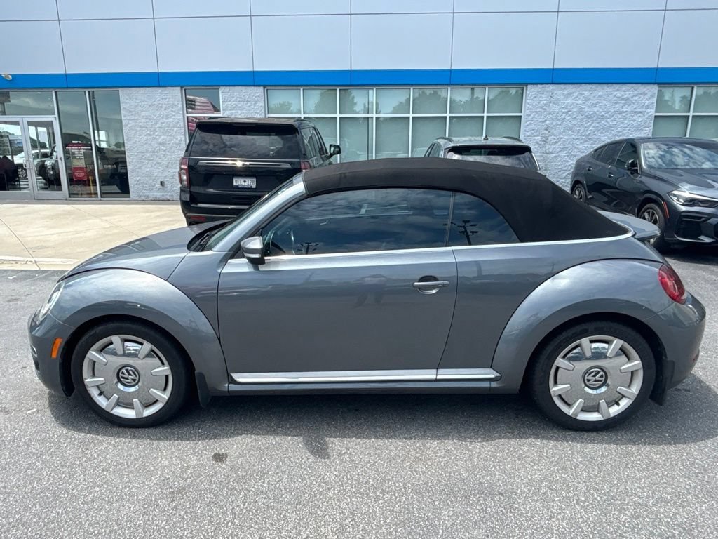 Used 2019 Volkswagen Beetle 2.0T SE FWD image 5