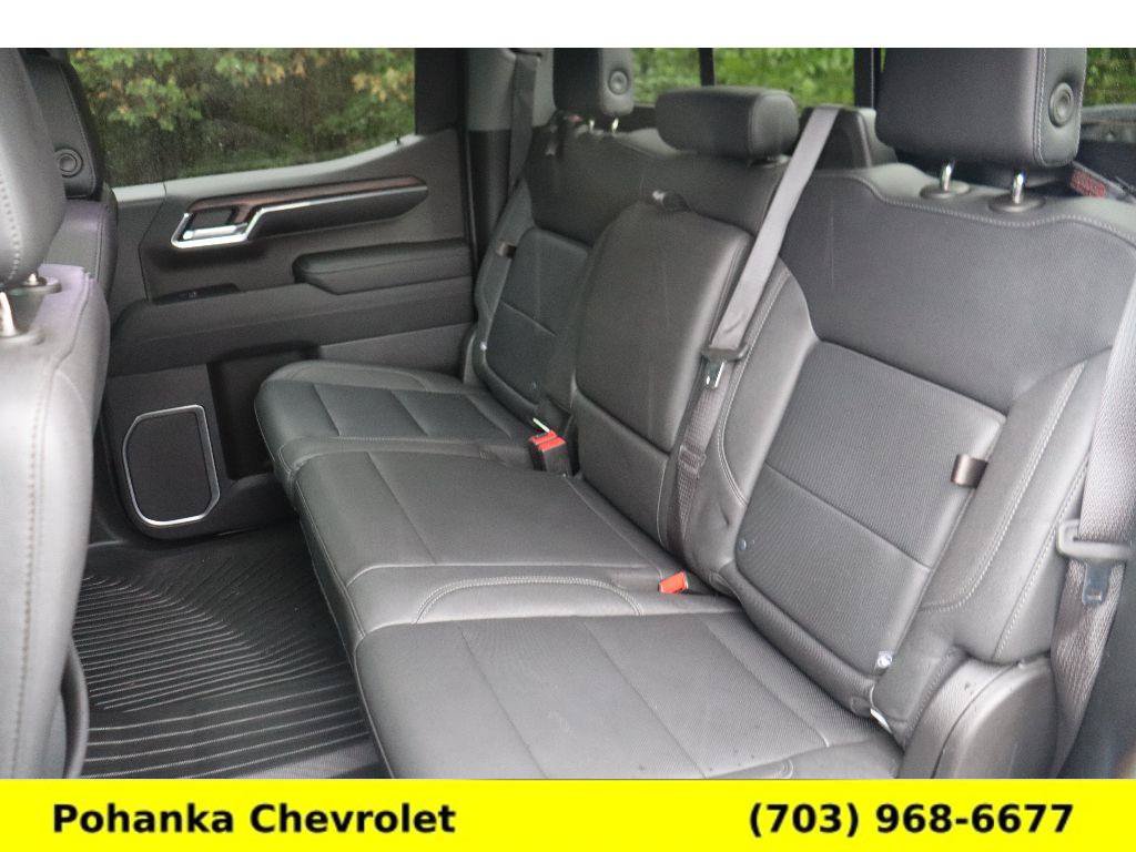 Certified 2023 GMC Sierra 1500 SLT w/ SLT Convenience Package AWD/4WD image 32