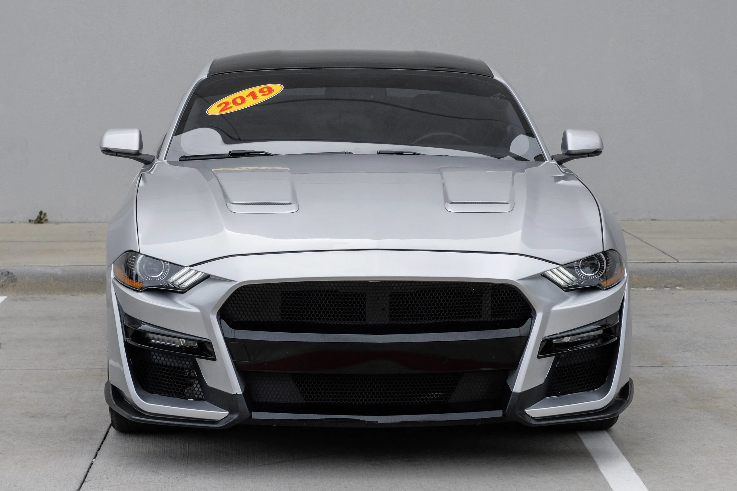 Used 2019 Ford Mustang GT Premium w/ Carbon Sport Interior Package RWD image 5