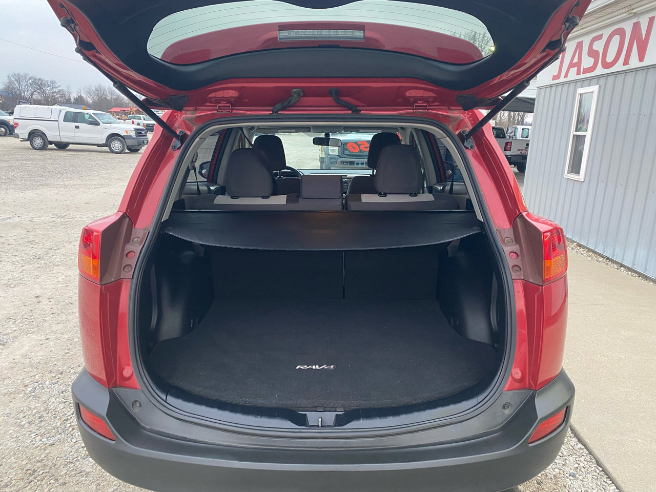 Used 2013 Toyota RAV4 XLE image 7