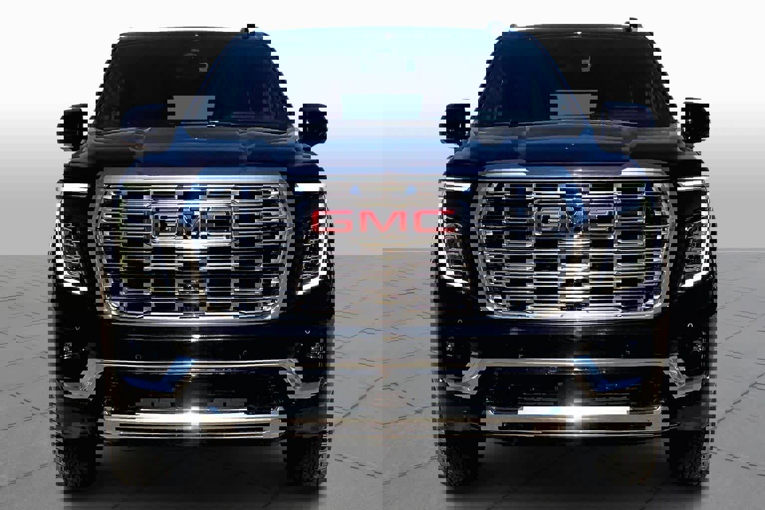 Used 2025 GMC Yukon Denali image 4