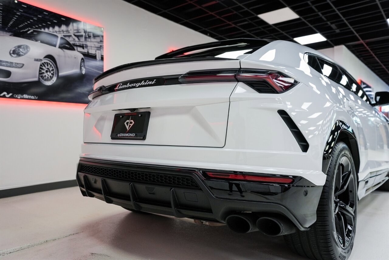 Used 2021 Lamborghini Urus AWD/4WD image 31