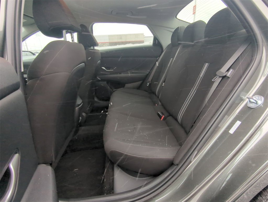 Used 2024 Hyundai Elantra SEL image 28