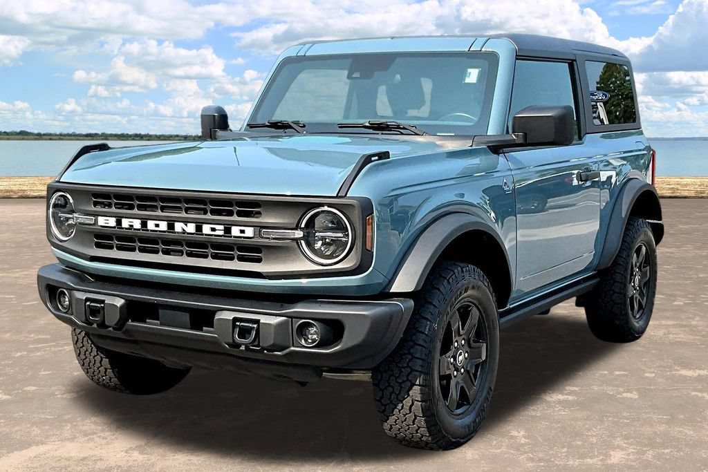Certified 2023 Ford Bronco Black Diamond AWD/4WD image 4