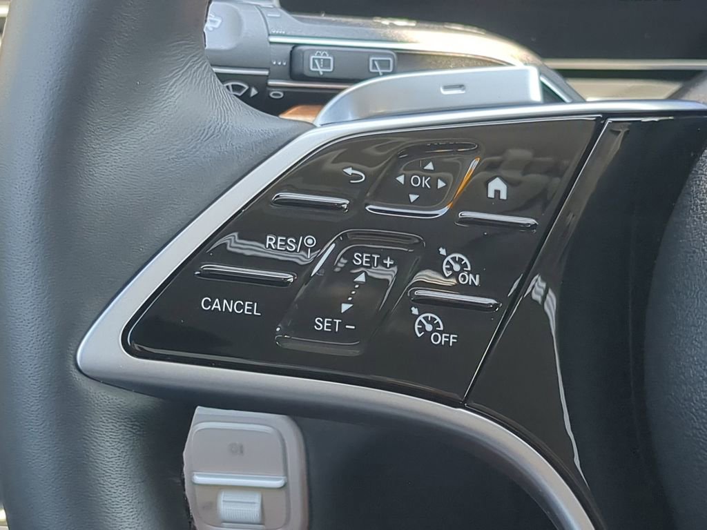 Certified 2025 Mercedes-Benz GLE 450e 4MATIC image 13