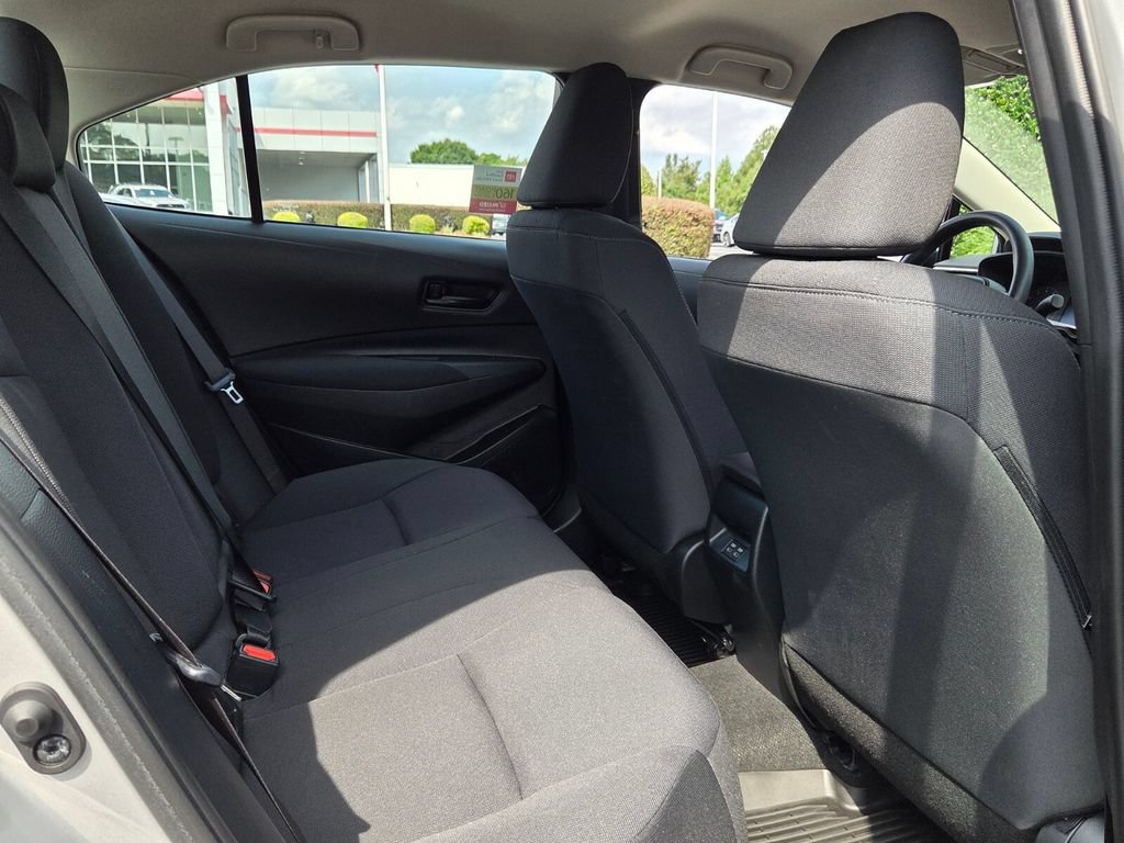 Used 2023 Toyota Corolla LE FWD image 14