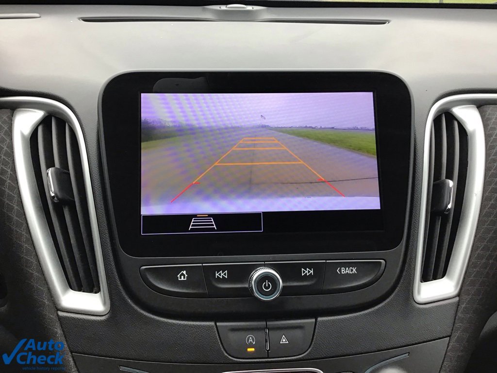 Used 2024 Chevrolet Malibu LT image 39