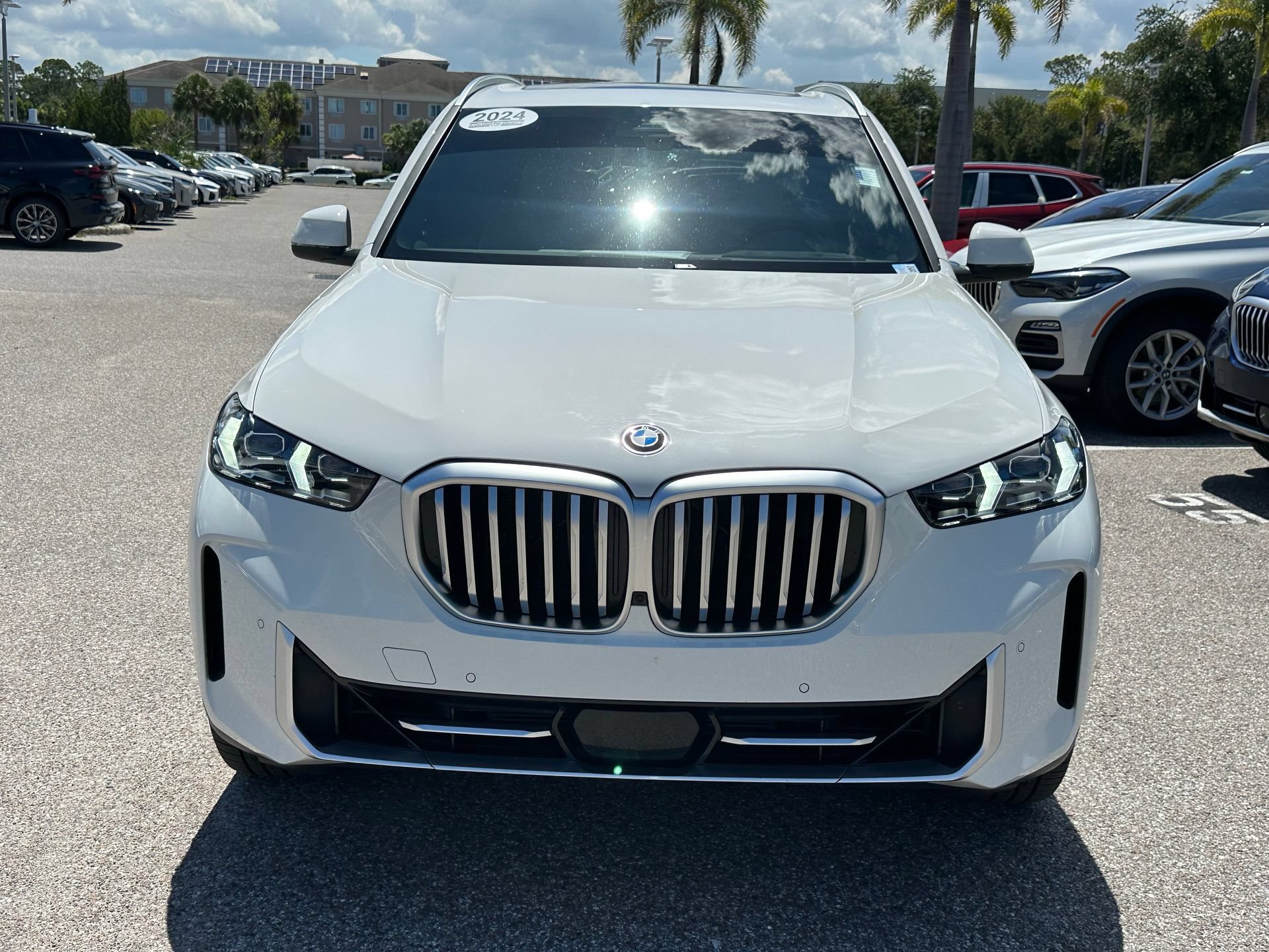 Certified 2024 BMW X5 sDrive40i w/ Premium Package RWD image 2