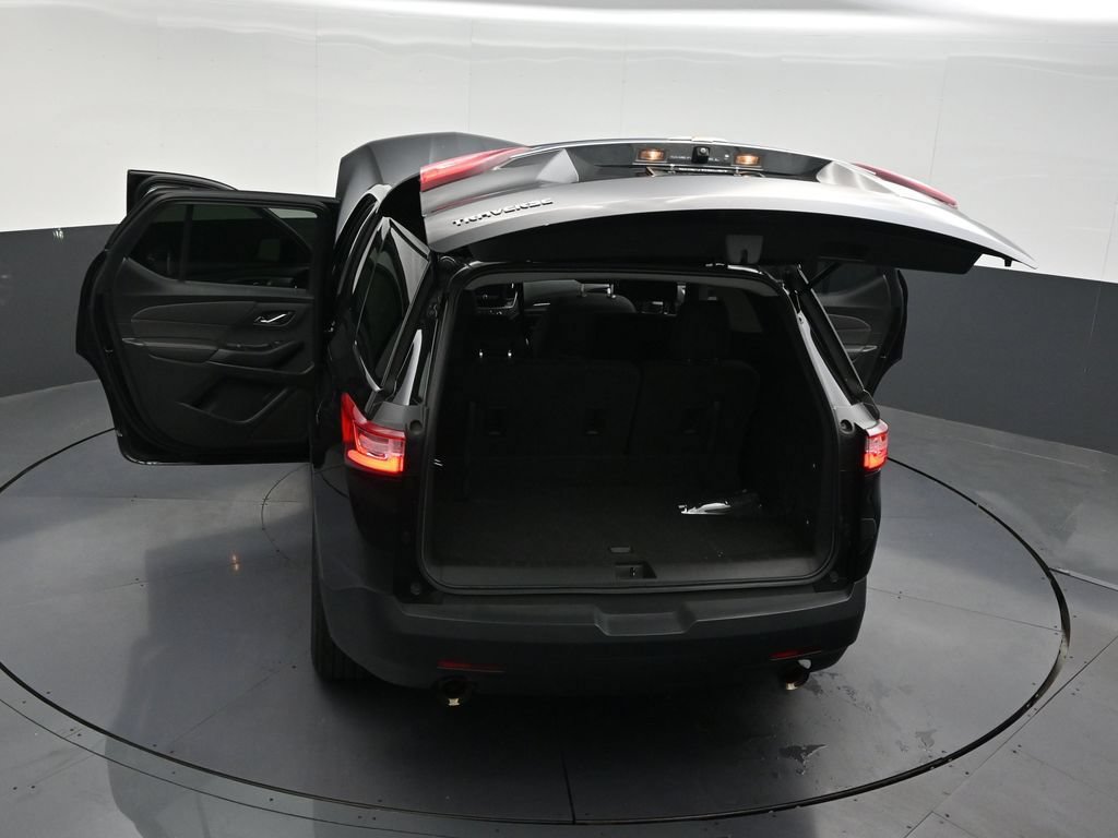 Used 2021 Chevrolet Traverse LS FWD image 36