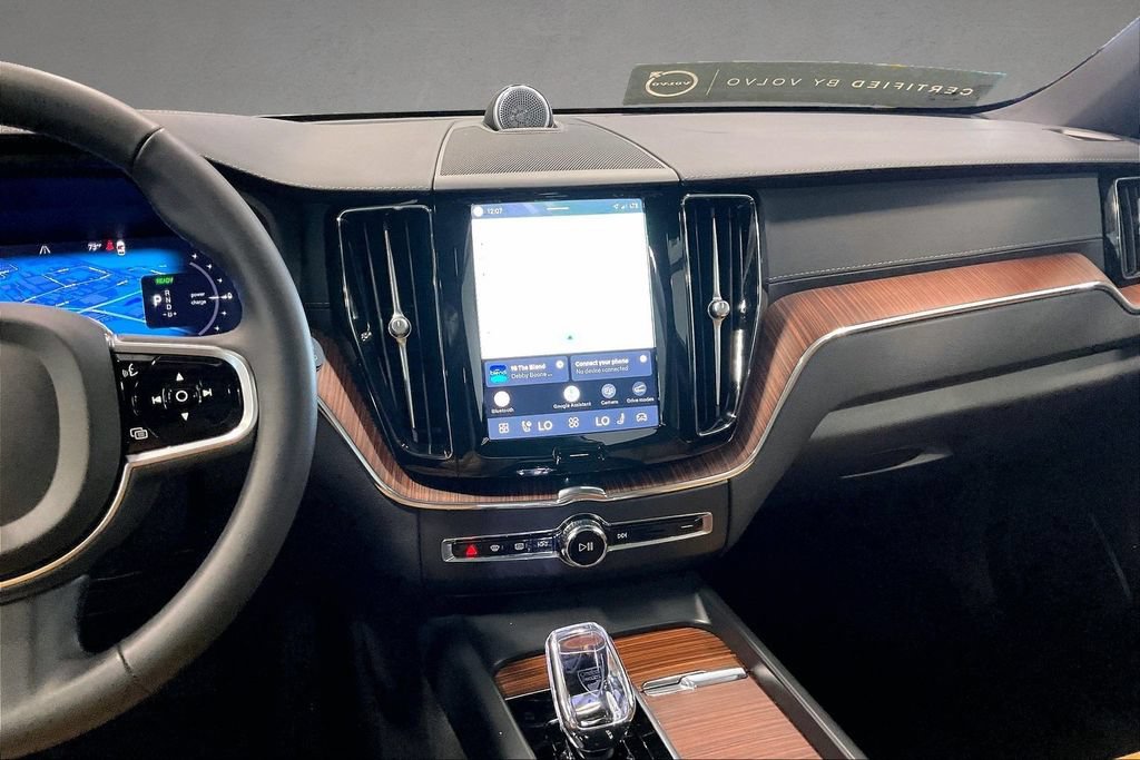 Certified 2024 Volvo XC60 T8 Ultimate w/ Protection Package Premier AWD/4WD image 10