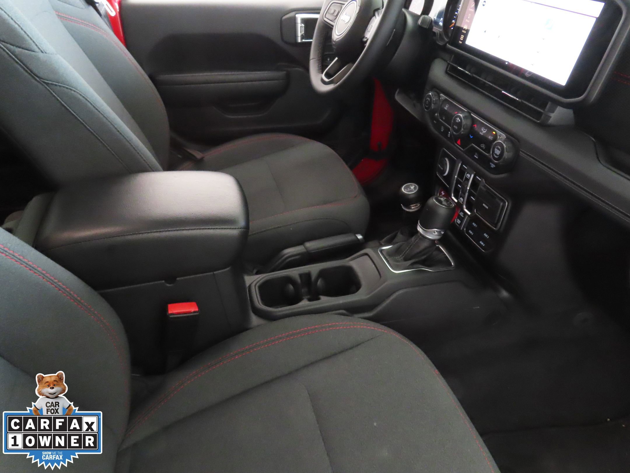 Used 2025 Jeep Wrangler Unlimited Rubicon AWD/4WD image 25