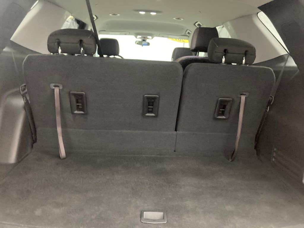 Used 2019 Chevrolet Traverse LT image 27