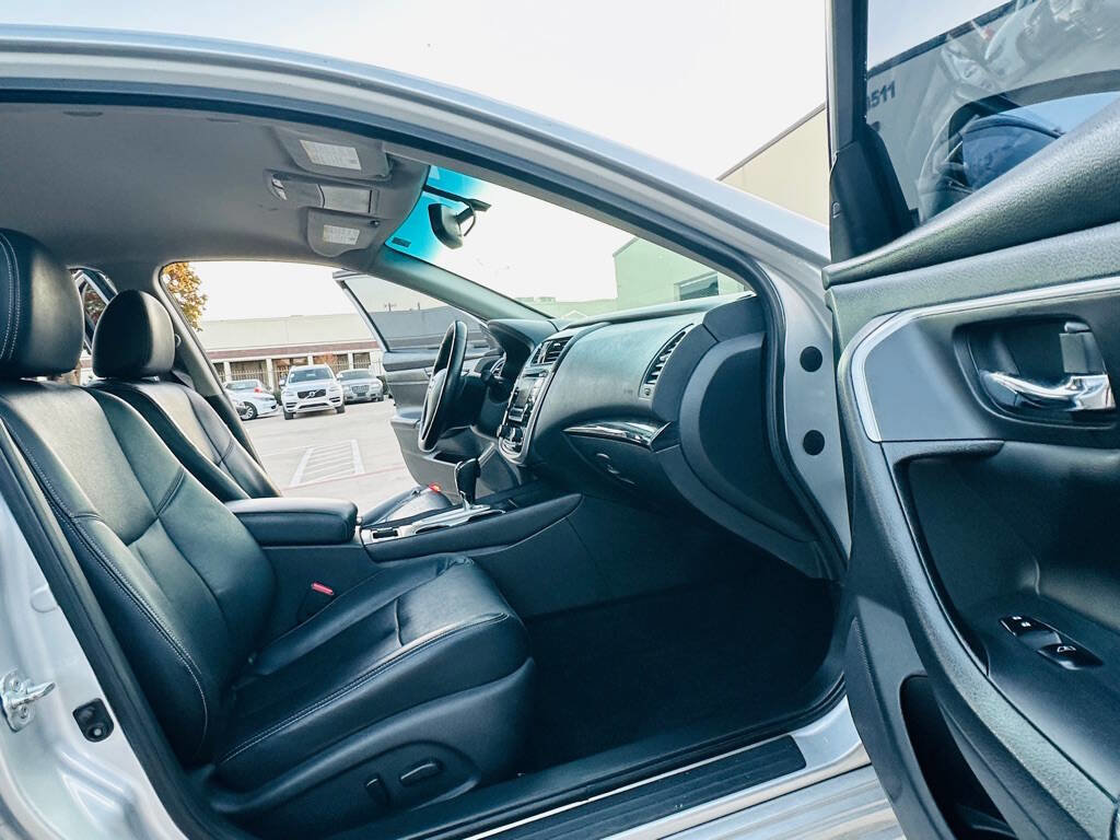 Used 2018 Nissan Altima 2.5 SL FWD image 21