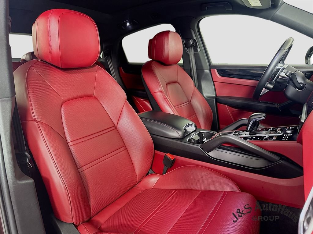 Used 2022 Porsche Cayenne E-Hybrid Coupe image 34