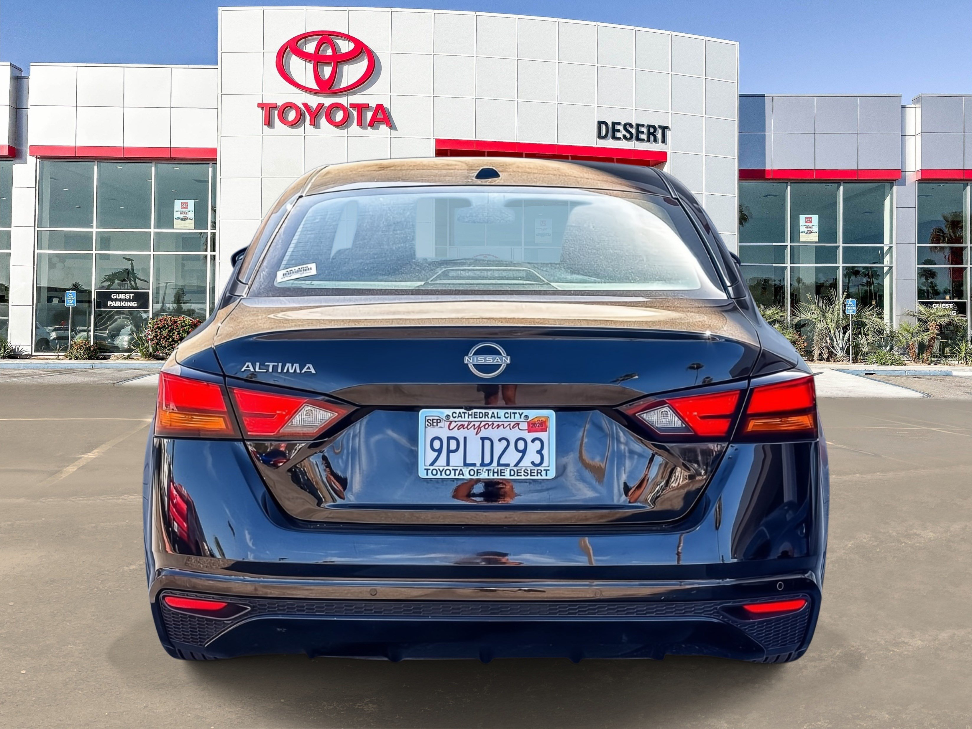 Used 2025 Nissan Altima 2.5 S FWD image 6