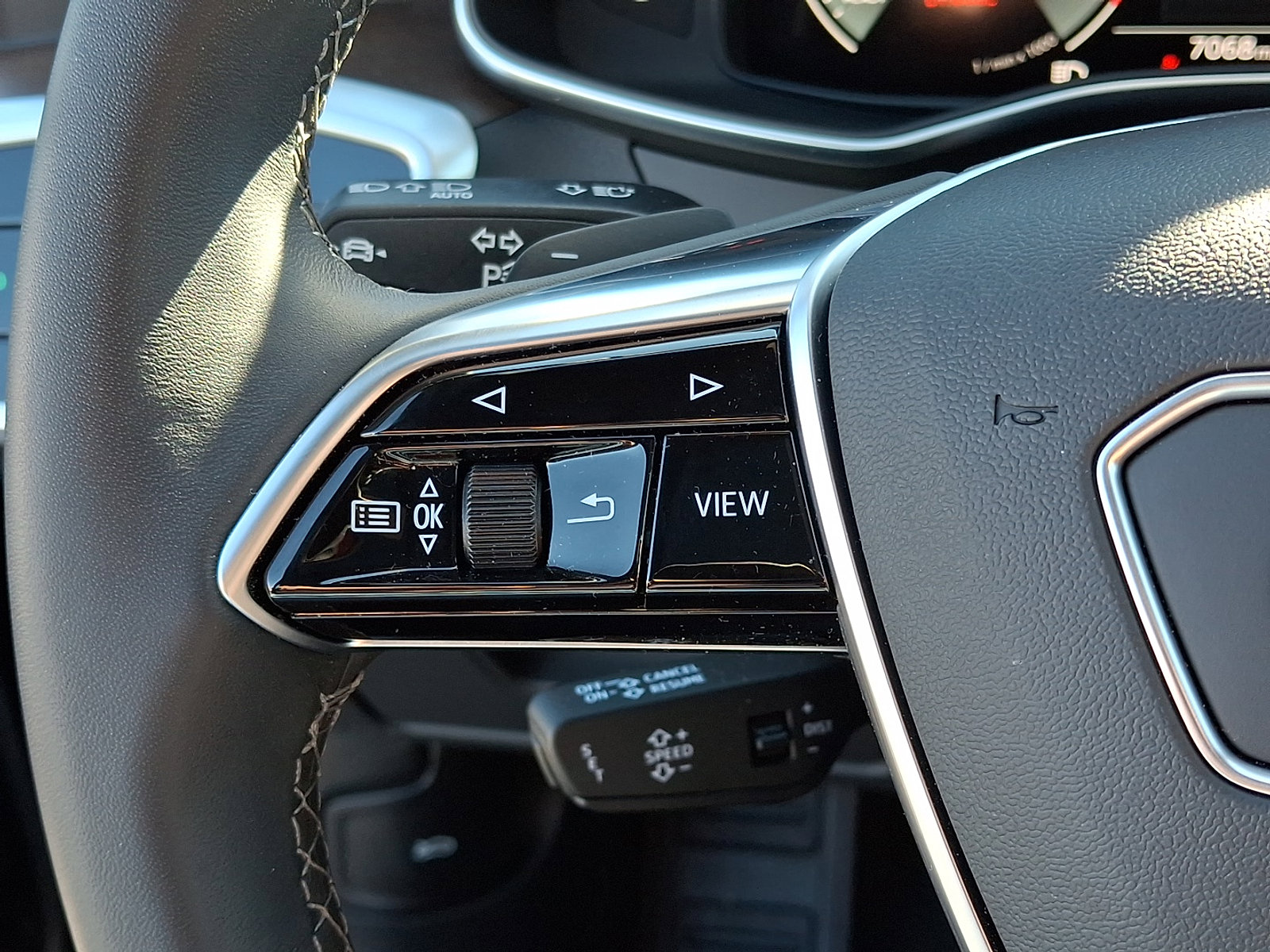 Certified 2025 Audi A6 Premium Plus image 23