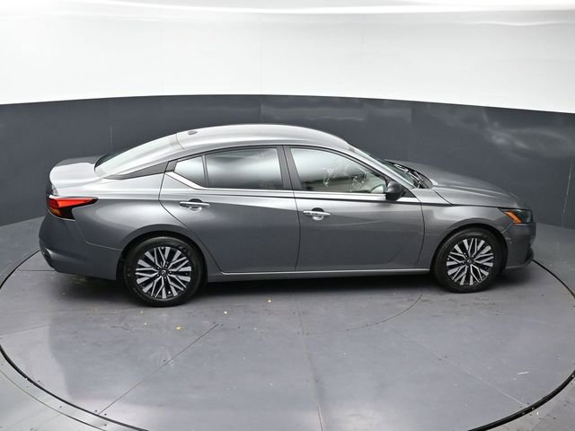 Used 2025 Nissan Altima 2.5 SV image 28
